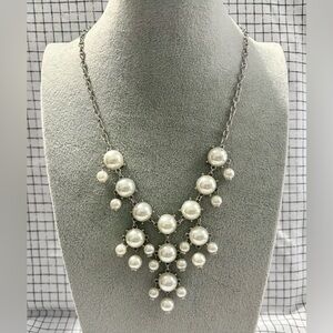 C1946 Faux White Pearl Drop Necklace